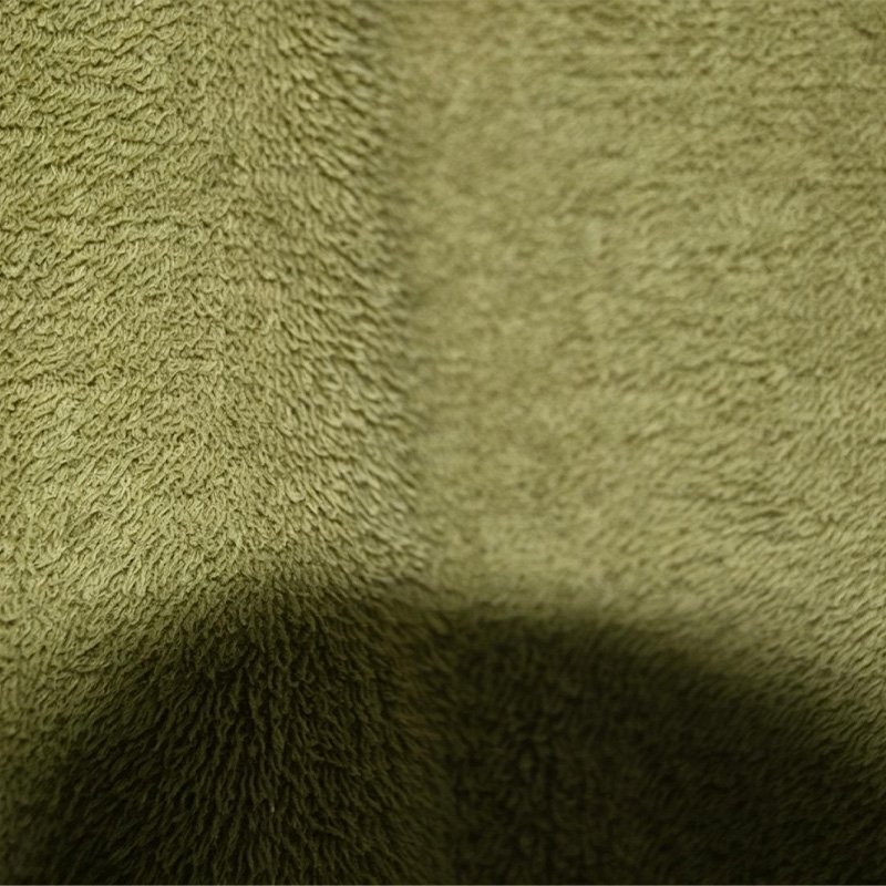 100% inspection of the nap direction of fleece fabrics to avoid color differences